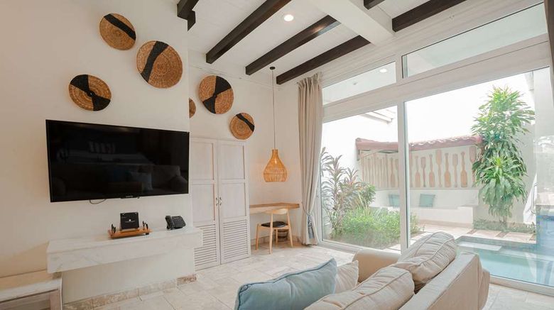 <b>The Lodge at Jaguar Reef Room</b>. Images powered by <a href="https://iceportal.shijigroup.com/" title="IcePortal" target="_blank">IcePortal</a>.