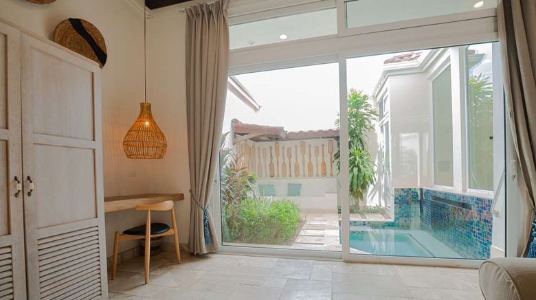 <b>The Lodge at Jaguar Reef Room</b>. Images powered by <a href="https://iceportal.shijigroup.com/" title="IcePortal" target="_blank">IcePortal</a>.