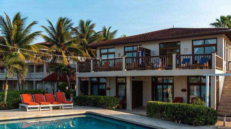 The Lodge at Jaguar Reef Pool