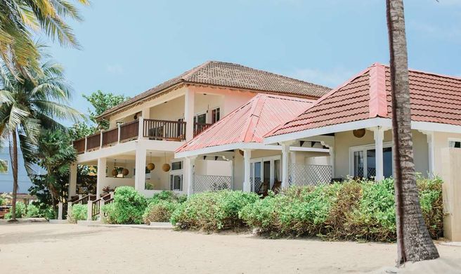 The Lodge at Jaguar Reef Exterior