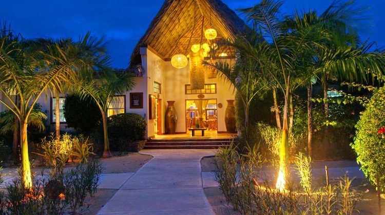 The Lodge at Jaguar Reef Exterior