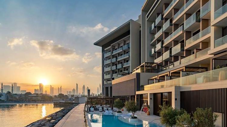 Hyatt Centric Jumeirah Dubai Pool