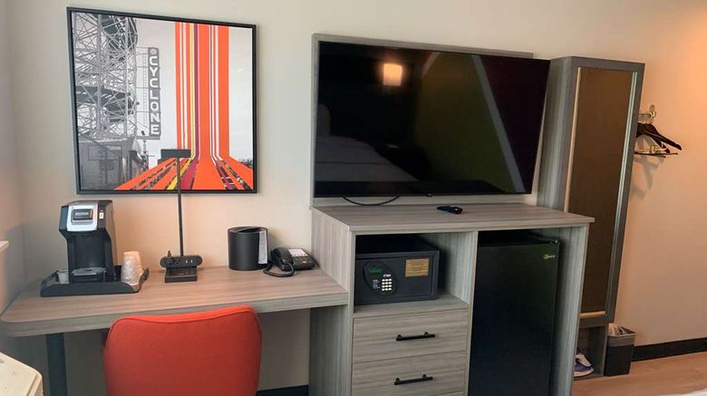 <b>Best Western Plus Brooklyn-Prospect Park Room</b>. Images powered by <a href="https://iceportal.shijigroup.com/" title="IcePortal" target="_blank">IcePortal</a>.