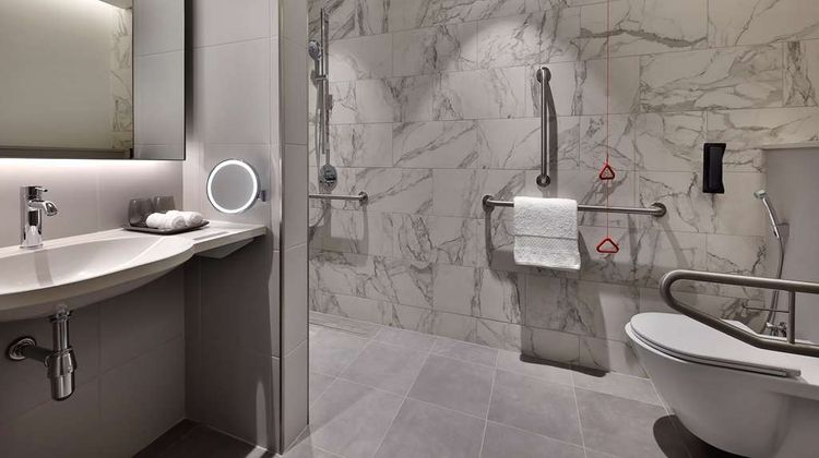 DoubleTree by Hilton Yas Isl Residences Room