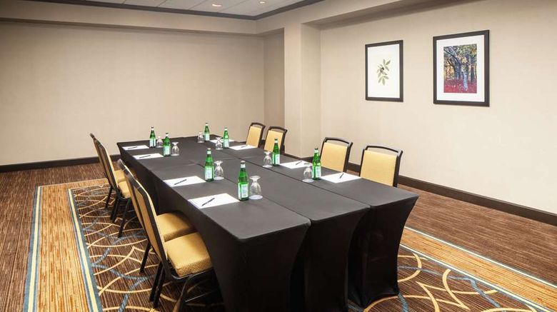 <b>DoubleTree by Hilton Silver Spring DC N Meeting</b>. Images powered by <a href="https://iceportal.shijigroup.com/" title="IcePortal" target="_blank">IcePortal</a>.