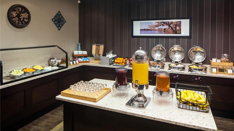 DoubleTree by Hilton Silver Spring DC N Restaurant