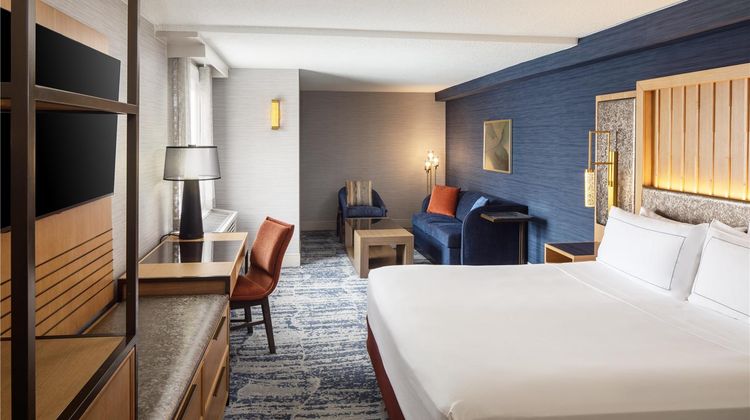 DoubleTree by Hilton Silver Spring DC N Room