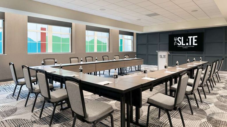 <b>The Slate Denver, Tapestry Collection Meeting</b>. Images powered by <a href="https://iceportal.shijigroup.com/" title="IcePortal" target="_blank">IcePortal</a>.