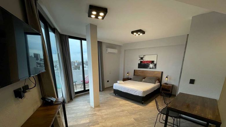 <b>Days Inn by Wyndham Devoto Suite</b>. Images powered by <a href="https://iceportal.shijigroup.com/" title="IcePortal" target="_blank">IcePortal</a>.