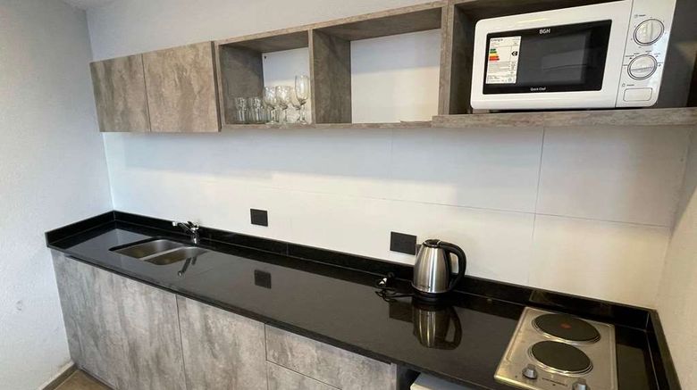 <b>Days Inn by Wyndham Devoto Suite</b>. Images powered by <a href="https://iceportal.shijigroup.com/" title="IcePortal" target="_blank">IcePortal</a>.