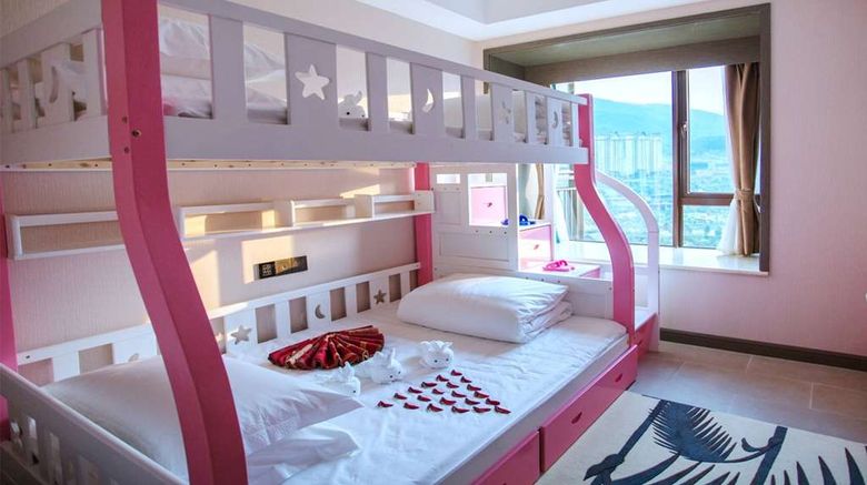 <b>Wyndham Xishuangbanna South Resort Room</b>. Images powered by <a href="https://iceportal.shijigroup.com/" title="IcePortal" target="_blank">IcePortal</a>.