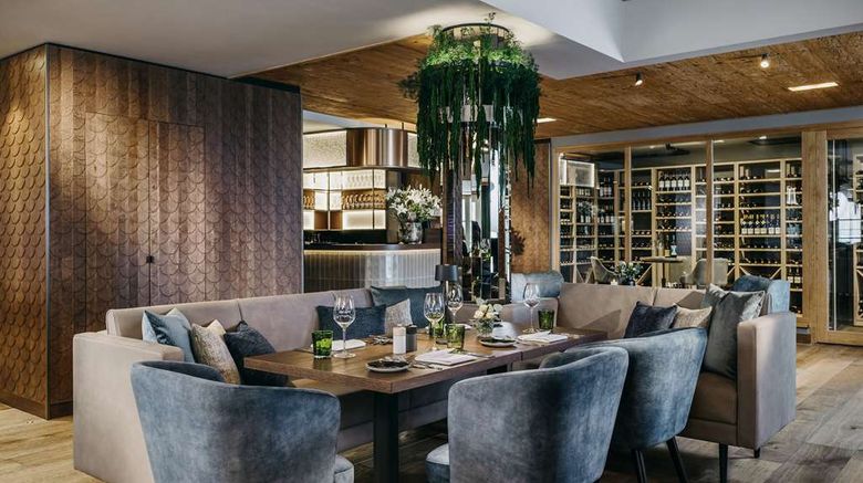 <b>Grand Tirolia Hotel Kitzbuhel Restaurant</b>. Images powered by <a href="https://iceportal.shijigroup.com/" title="IcePortal" target="_blank">IcePortal</a>.