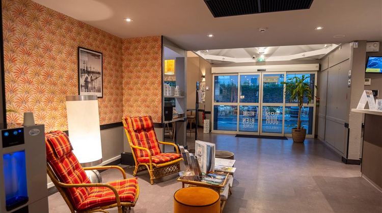 Kyriad Bordeaux Sud Lobby