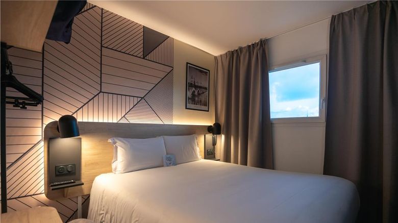 <b>Kyriad Bordeaux Sud Room</b>. Images powered by <a href="https://iceportal.shijigroup.com/" title="IcePortal" target="_blank">IcePortal</a>.
