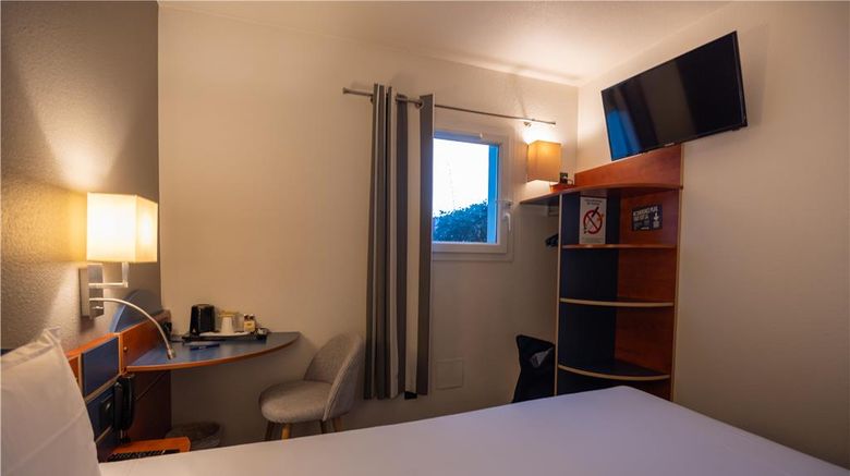 <b>Kyriad Bordeaux Sud Room</b>. Images powered by <a href="https://iceportal.shijigroup.com/" title="IcePortal" target="_blank">IcePortal</a>.