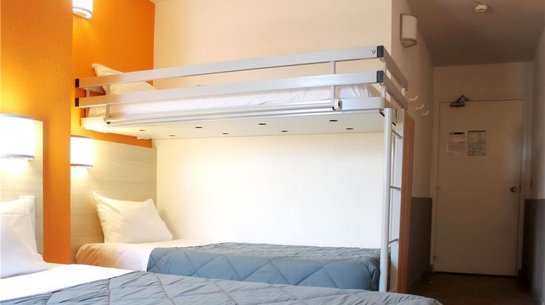 <b>Hotel Premiere Classe Plaisir Gatines Room</b>. Images powered by <a href="https://iceportal.shijigroup.com/" title="IcePortal" target="_blank">IcePortal</a>.