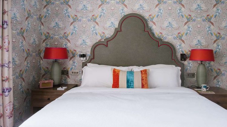 Pendley Manor Hotel Room