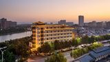 Ramada Encore by Wyndham Linqu Downtown Exterior