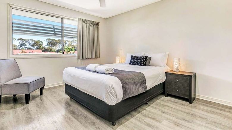 <b>Ramada Encore Whale Cove Resort Room</b>. Images powered by <a href="https://iceportal.shijigroup.com/" title="IcePortal" target="_blank">IcePortal</a>.