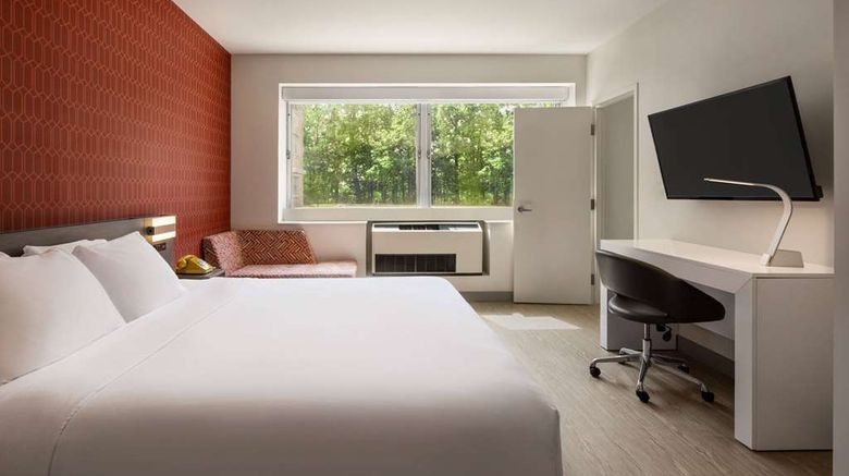 <b>The Orbit Hotel, Trademark Collection Suite</b>. Images powered by <a href="https://iceportal.shijigroup.com/" title="IcePortal" target="_blank">IcePortal</a>.