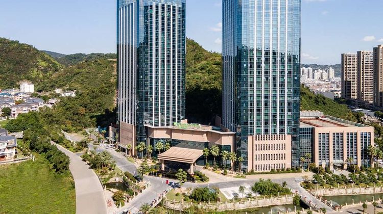 Wyndham Garden Yuhuan Downtown Exterior