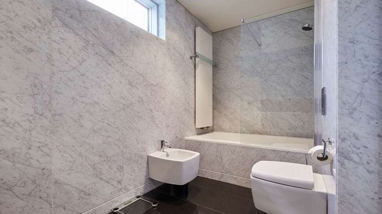 <b>Hyatt Regency Madrid Residences Room</b>. Images powered by <a href="https://iceportal.shijigroup.com/" title="IcePortal" target="_blank">IcePortal</a>.