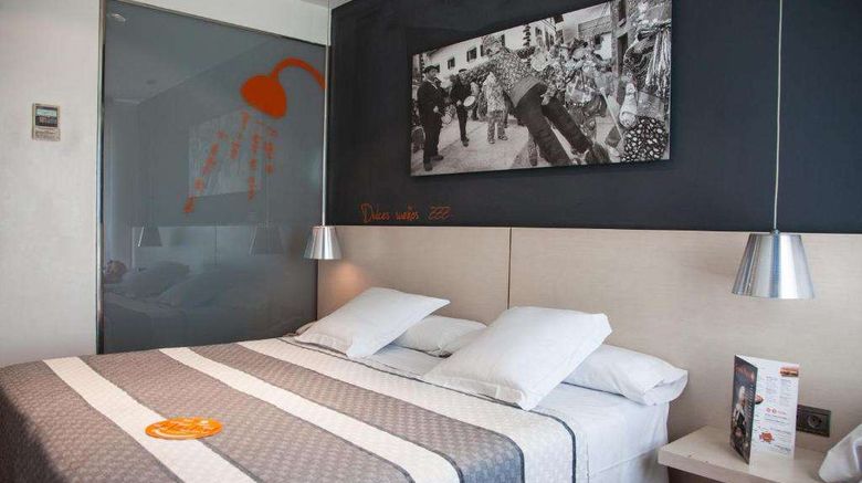 <b>Hotel Bed4u Tudela Room</b>. Images powered by <a href="https://iceportal.shijigroup.com/" title="IcePortal" target="_blank">IcePortal</a>.