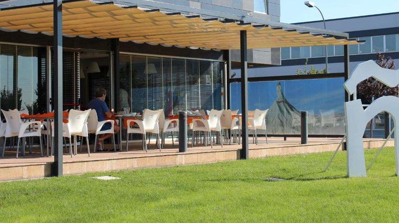 <b>Hotel Bed4u Tudela Exterior</b>. Images powered by <a href="https://iceportal.shijigroup.com/" title="IcePortal" target="_blank">IcePortal</a>.
