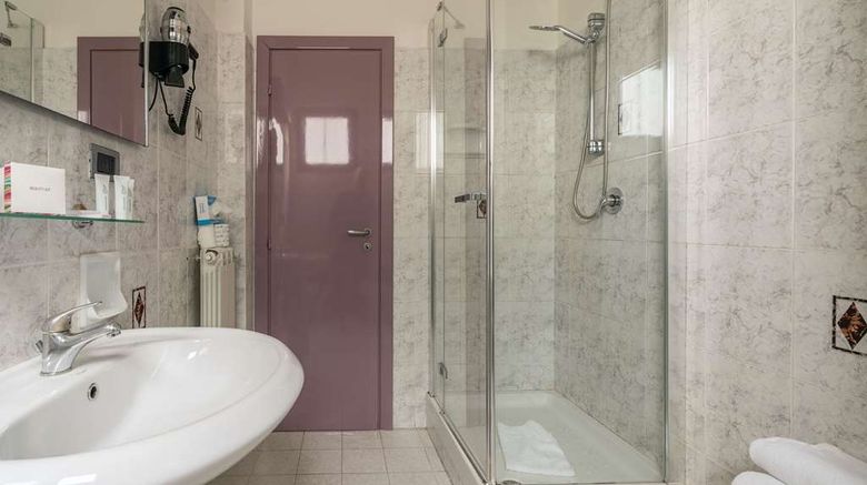 <b>Hotel Palace Room</b>. Images powered by <a href="https://iceportal.shijigroup.com/" title="IcePortal" target="_blank">IcePortal</a>.
