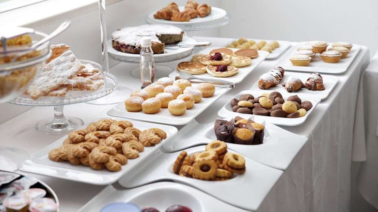 <b>Hotel Palace Restaurant</b>. Images powered by <a href="https://iceportal.shijigroup.com/" title="IcePortal" target="_blank">IcePortal</a>.