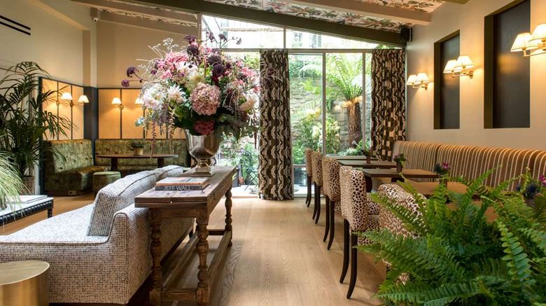 <b>Hotel Fougere Paris Restaurant</b>. Images powered by <a href="https://iceportal.shijigroup.com/" title="IcePortal" target="_blank">IcePortal</a>.