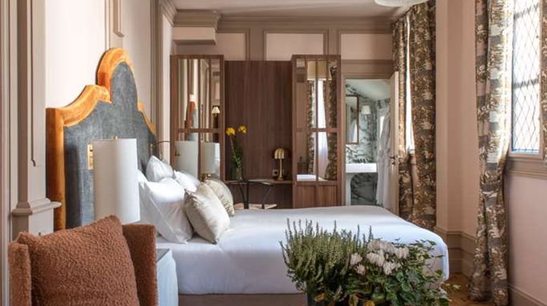 <b>Hotel Fougere Paris Suite</b>. Images powered by <a href="https://iceportal.shijigroup.com/" title="IcePortal" target="_blank">IcePortal</a>.