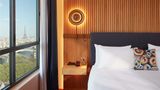 <b>SO/Paris Room</b>. Images powered by <a href="https://iceportal.shijigroup.com/" title="IcePortal" target="_blank">IcePortal</a>.