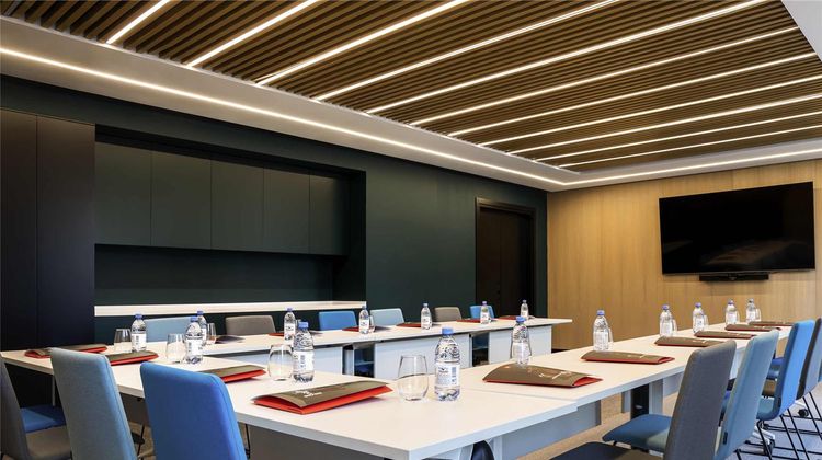 Novotel Living Almaty Jetisu Meeting