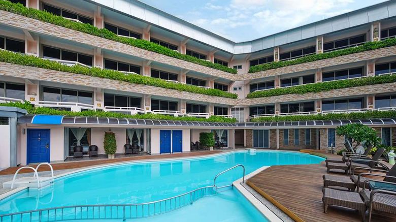 <b>Homm Bliss Southbeach Patong Pool</b>. Images powered by <a href="https://iceportal.shijigroup.com/" title="IcePortal" target="_blank">IcePortal</a>.