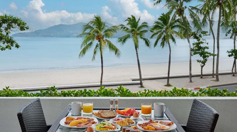 <b>Homm Bliss Southbeach Patong Restaurant</b>. Images powered by <a href="https://iceportal.shijigroup.com/" title="IcePortal" target="_blank">IcePortal</a>.