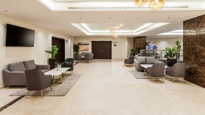 <b>Best Western Plus Al Qurayyat City Cente Lobby</b>. Images powered by <a href="https://iceportal.shijigroup.com/" title="IcePortal" target="_blank">IcePortal</a>.