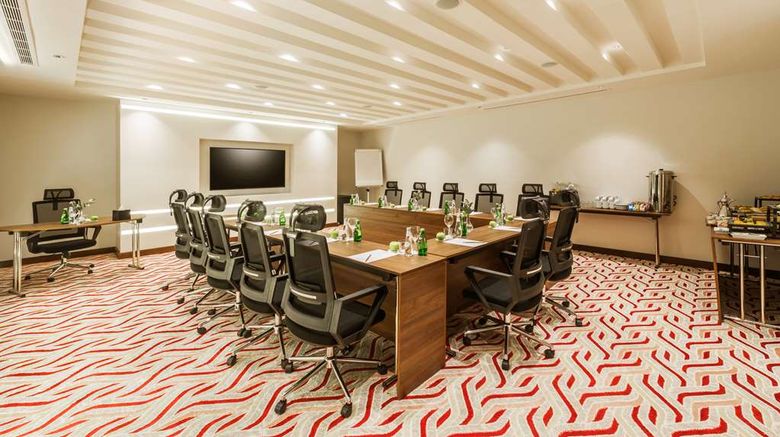 <b>Best Western Plus Al Qurayyat City Cente Meeting</b>. Images powered by <a href="https://iceportal.shijigroup.com/" title="IcePortal" target="_blank">IcePortal</a>.