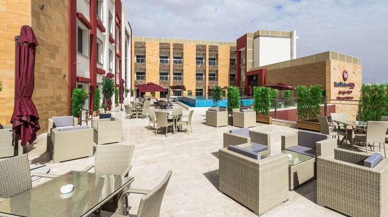 <b>Best Western Plus Al Qurayyat City Cente Restaurant</b>. Images powered by <a href="https://iceportal.shijigroup.com/" title="IcePortal" target="_blank">IcePortal</a>.
