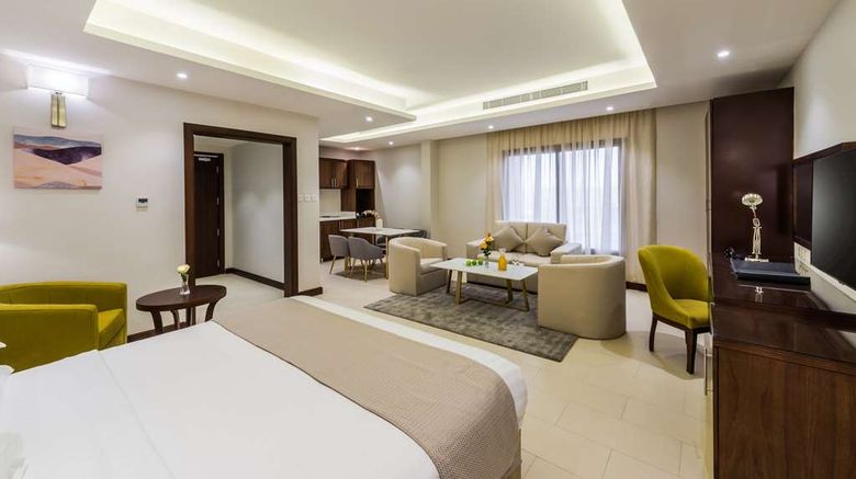<b>Best Western Plus Al Qurayyat City Cente Suite</b>. Images powered by <a href="https://iceportal.shijigroup.com/" title="IcePortal" target="_blank">IcePortal</a>.
