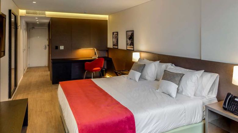 <b>Dazzler by Wyndham La Plata Room</b>. Images powered by <a href="https://iceportal.shijigroup.com/" title="IcePortal" target="_blank">IcePortal</a>.