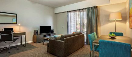 Hudson Berrimah Room