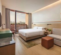 Hyatt Place Jingdezhen Taoxichuan Room