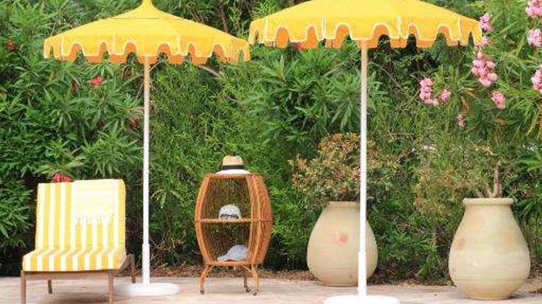 <b>Hotel CASAROSE Pool</b>. Images powered by <a href="https://iceportal.shijigroup.com/" title="IcePortal" target="_blank">IcePortal</a>.