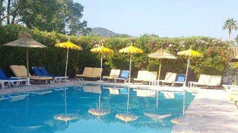 <b>Hotel CASAROSE Pool</b>. Images powered by <a href="https://iceportal.shijigroup.com/" title="IcePortal" target="_blank">IcePortal</a>.