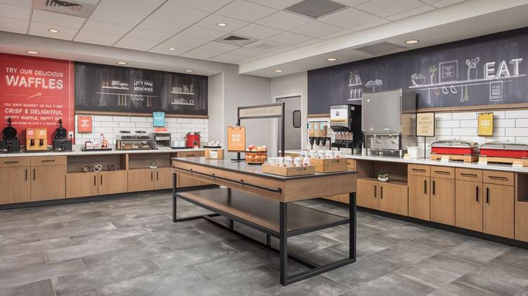 Hampton Inn and Suites Downtown Restaurant