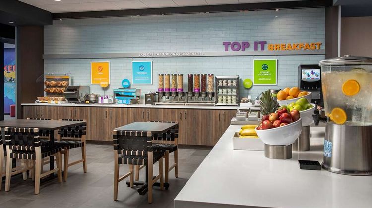 Tru by Hilton Miami West Brickell Restaurant