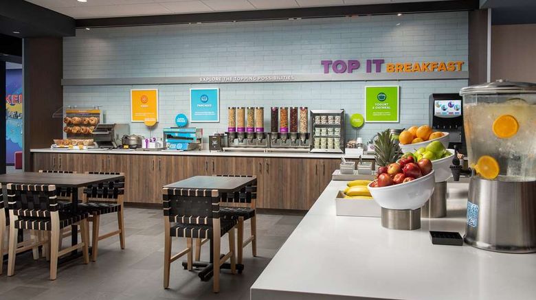 <b>Tru by Hilton Miami West Brickell Restaurant</b>. Images powered by <a href="https://iceportal.shijigroup.com/" title="IcePortal" target="_blank">IcePortal</a>.