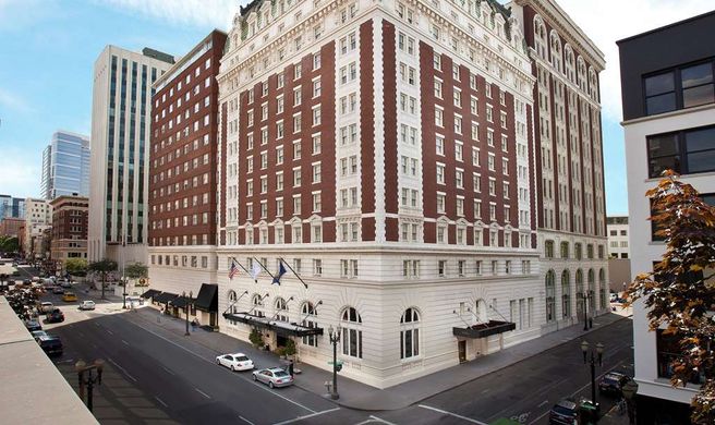 The Benson Portland Curio Coll by Hilton Exterior