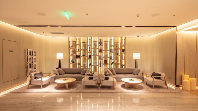 <b>Conrad Shanghai Spa</b>. Images powered by <a href="https://iceportal.shijigroup.com/" title="IcePortal" target="_blank">IcePortal</a>.